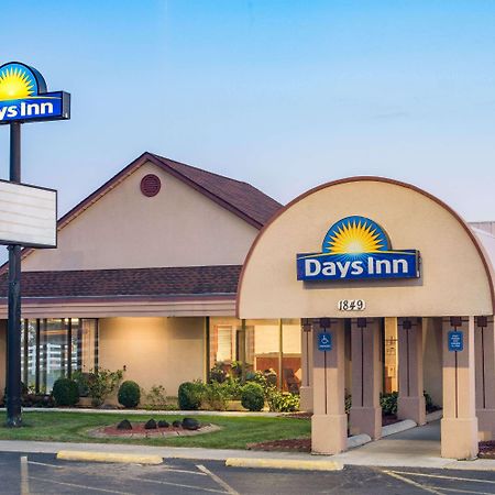Days Inn By Wyndham Grove City Columbus South Exterior photo