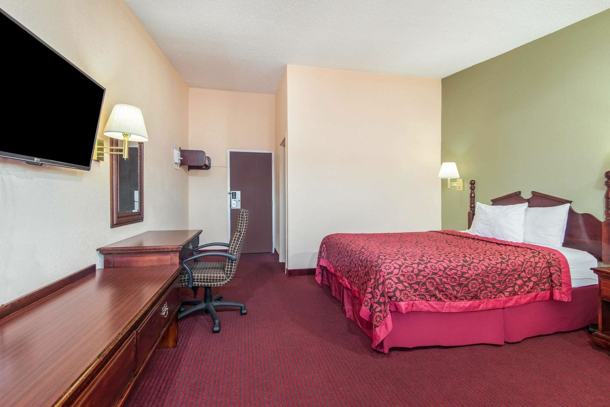 Days Inn By Wyndham Grove City Columbus South Exterior photo
